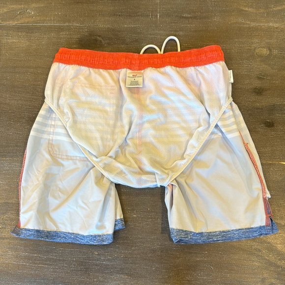 Vineyard Vines Chappy Swim Trunks Mens Small Red White Blue Lined Pockets - Picture 10 of 13